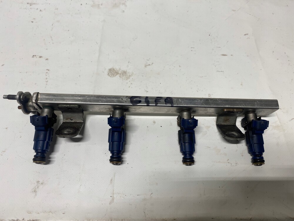 2 форсунка бош. Топливная форсунка hyundai пони 35310-2457. Форсунки хендай санта фе 2. Форсунка санта фе 2. На хендай.