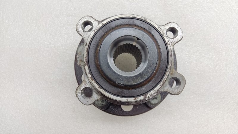 Подшипник ступицы хендай туксон 3 драйв. Шпилька ступицы hyundai tucson 2004 обозначение. Ступица колеса iljin ij1-13019. Ступица kortex khb4270. 52730d3000.