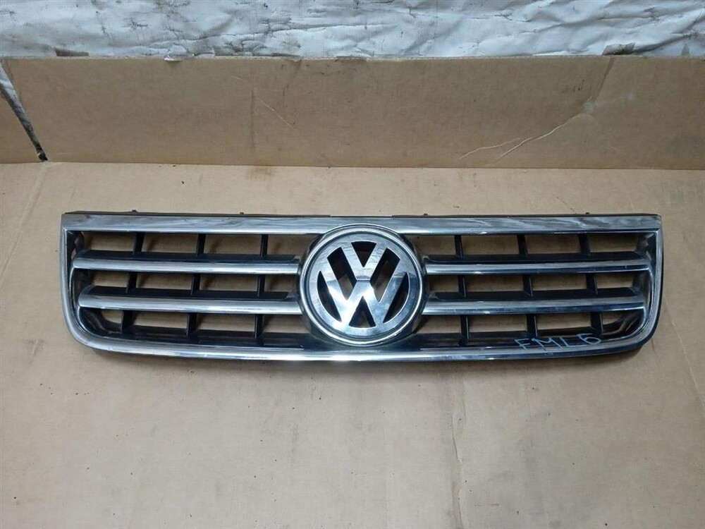 Как снять решетку радиатора туарега Решетка радиатора Volkswagen Touareg 1 2006 купить бу по цене 17394 руб. Z254920