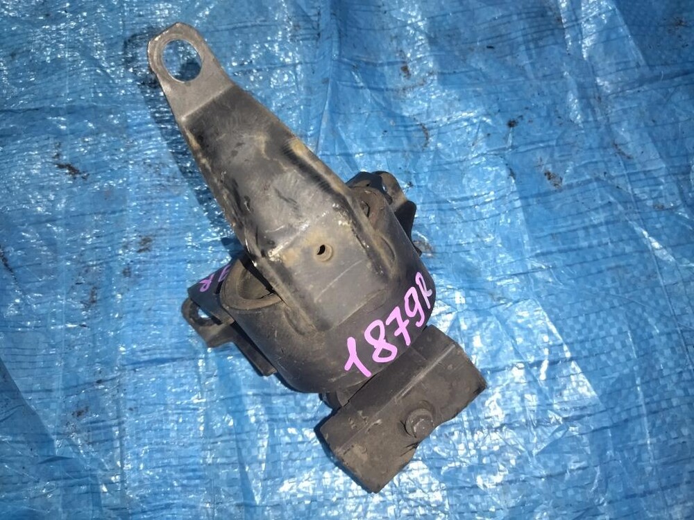 Подушки двигателя тойота королла 120. 12372-0d050. 12371-64210 подушка двигателя. Подушка двигателя тойота спасио. Подушки под двигатель тойота спасио.