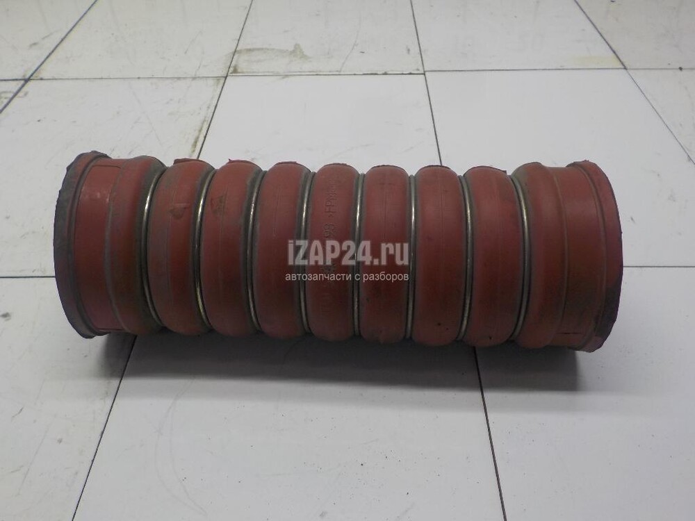 8. Патрубок интеркулера ивеко евро 5. Патрубок интеркулера ивеко. Патрубок интеркулера ивеко дейли. 0 дизель.