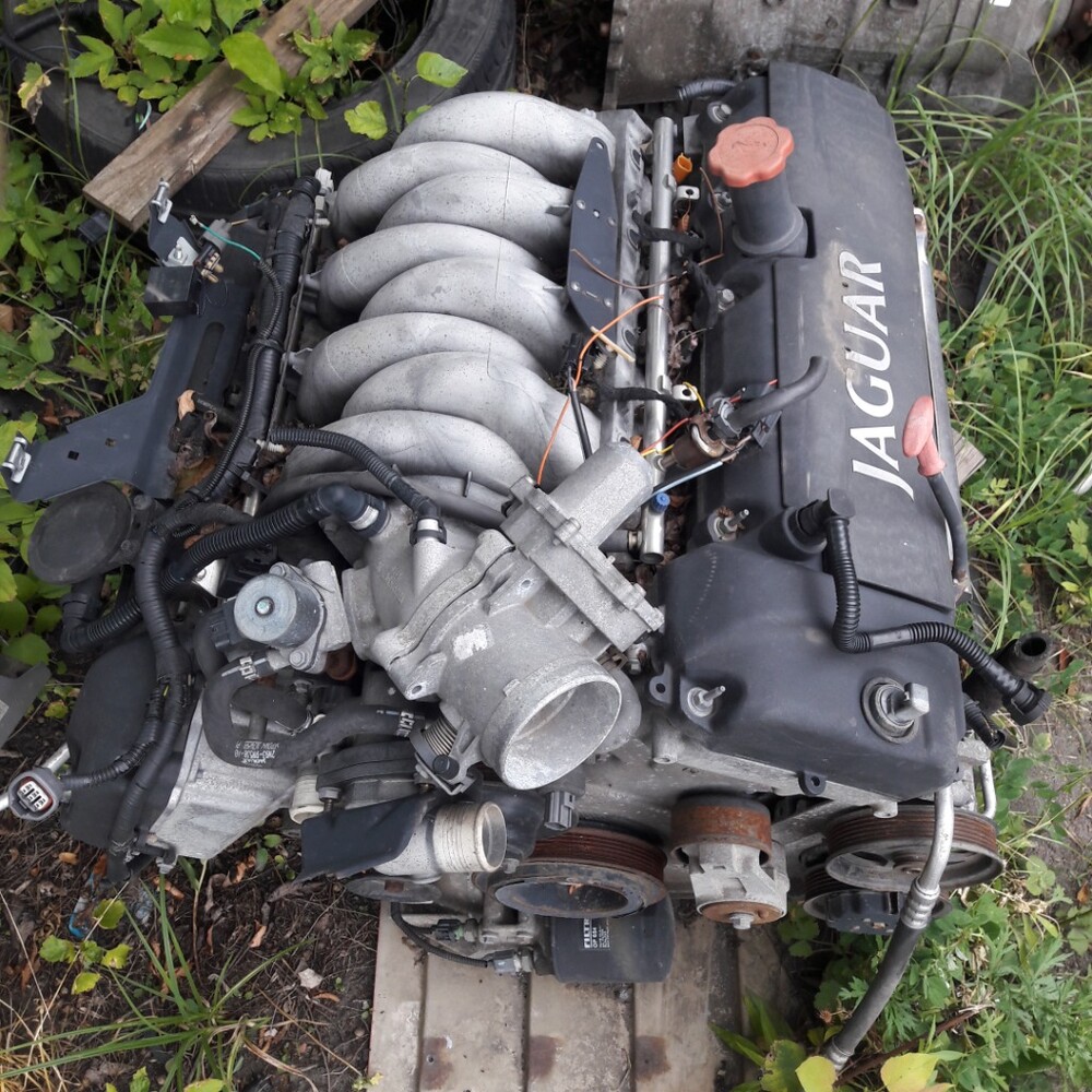 0 бензин. 0 бензин 340. С. Двигатель ягуар с тайп 3. Мотор 4.