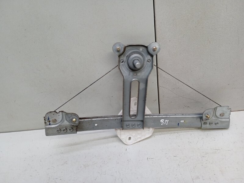 Стеклоподъемник логан 1. 827217198r. Стеклоподъемник задний рено логан. Задние стеклоподъемники рено логан 1. Стеклоподъемник задний рено логан.