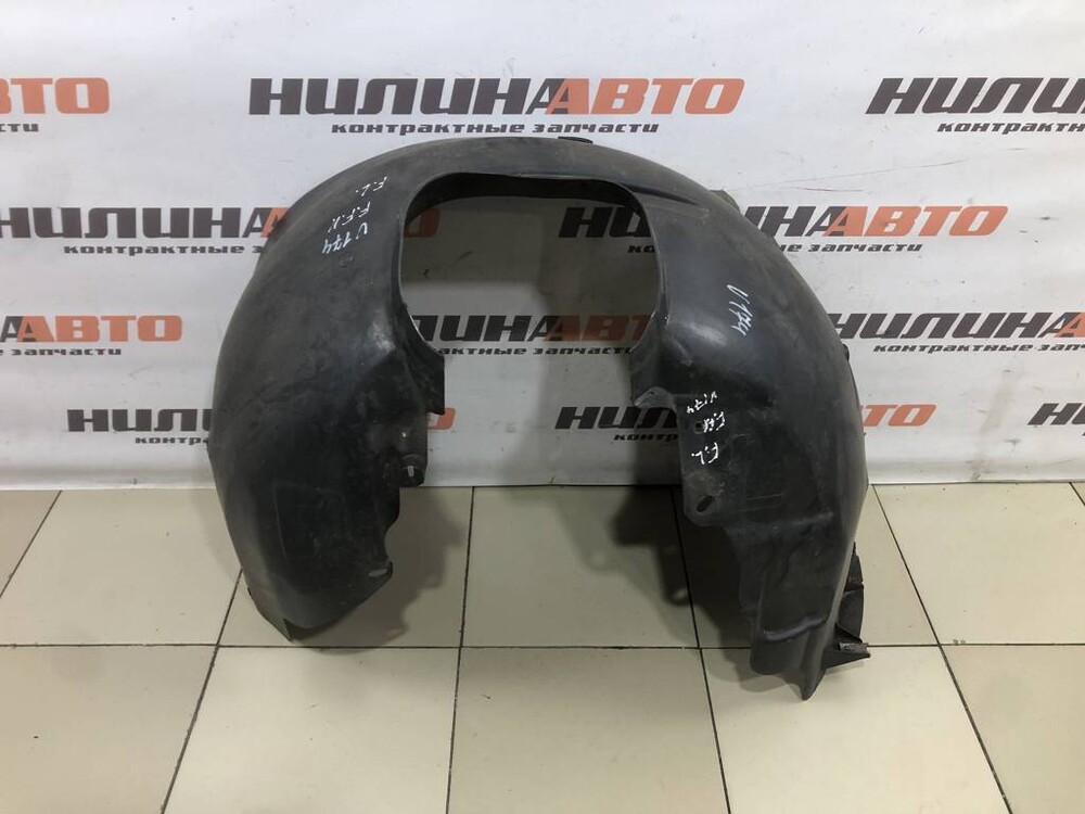 Подкрылок передний форд фокус 2. Подкрылки ford focus 2. 1359240 подкрылок focus 2. Передние подкрылки форд транзит 2. Подкрылок левый форд фокус 2.