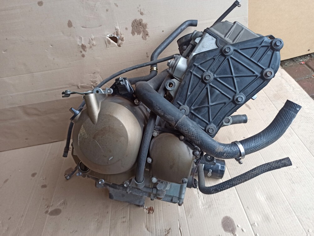 swing_motor_4654366_for_hitach