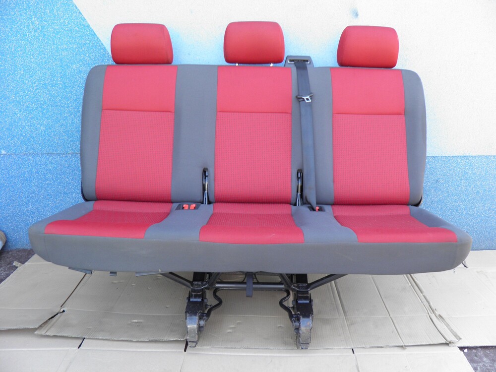 сиденья третьего ряда vw t5. сиденья транспортер т5. сиденья в транспортере и каравелле. сидения каравелла. ручка откидного сиденья транспортер т5.