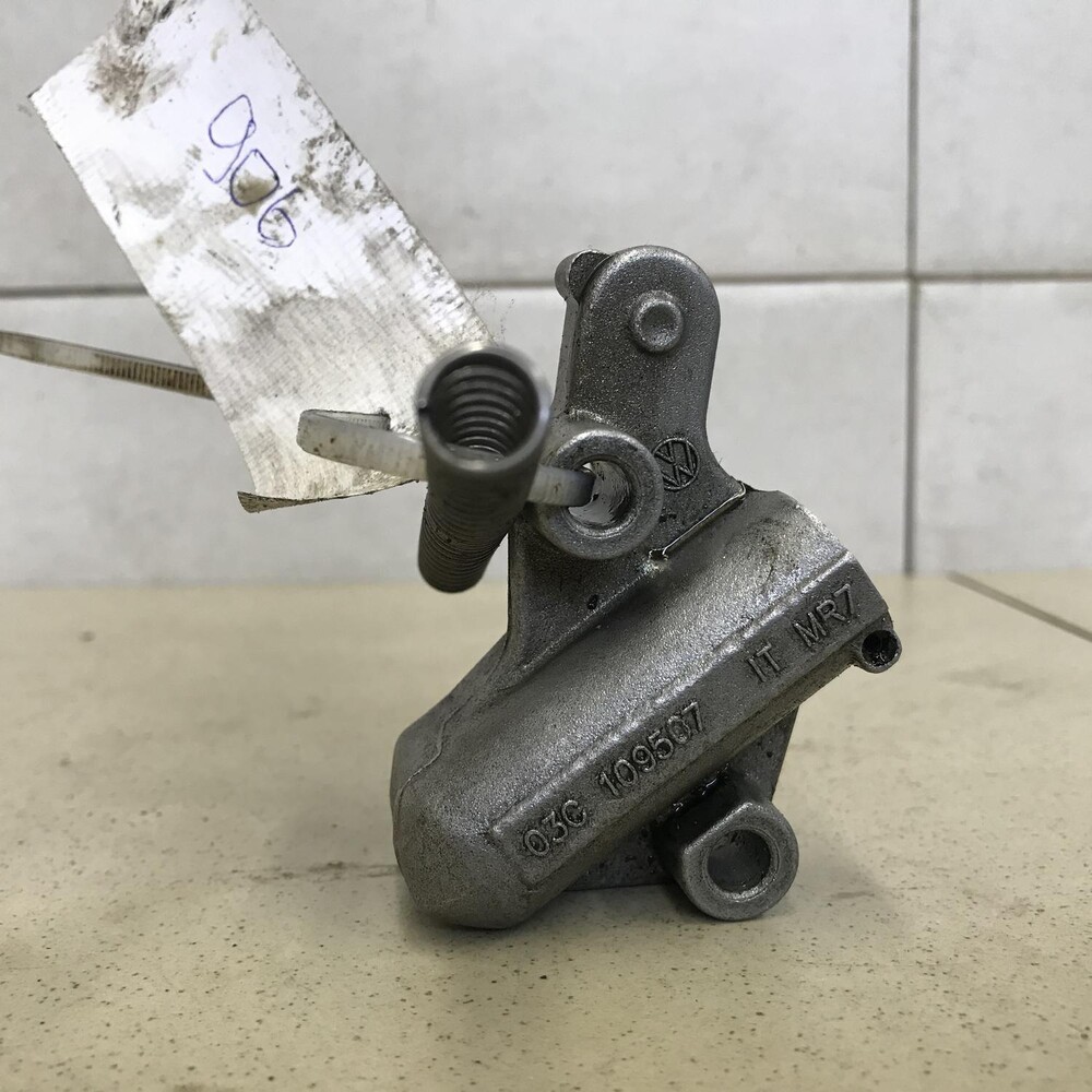 03C109507AH Натяжитель цепи VW Golf V 2003-2009 купить бу