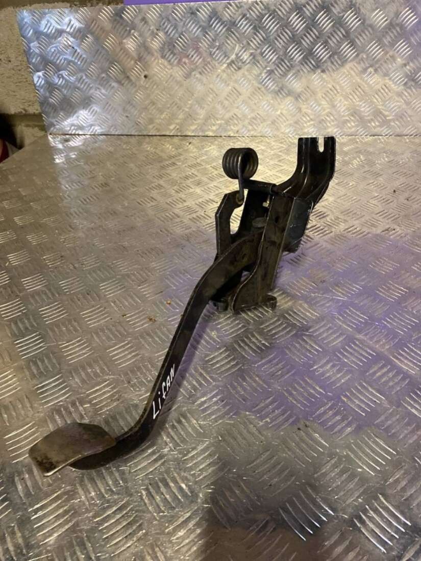 Лифан солано педаль сцепление. Втулки педали сцепления лифан х50. Педаль сцепления лифан бриз. Педаль сцепления лифан х60. Педаль сцепления лифан солано.