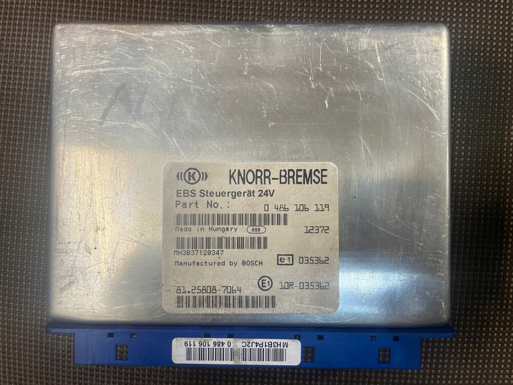 Блок блок управления кузовом ман тгс. Блок управления тормозом ман. Man tgs блок ffr. Блок управления тормозом ман. \блок электронный управления ecas 4460553010 wabco.