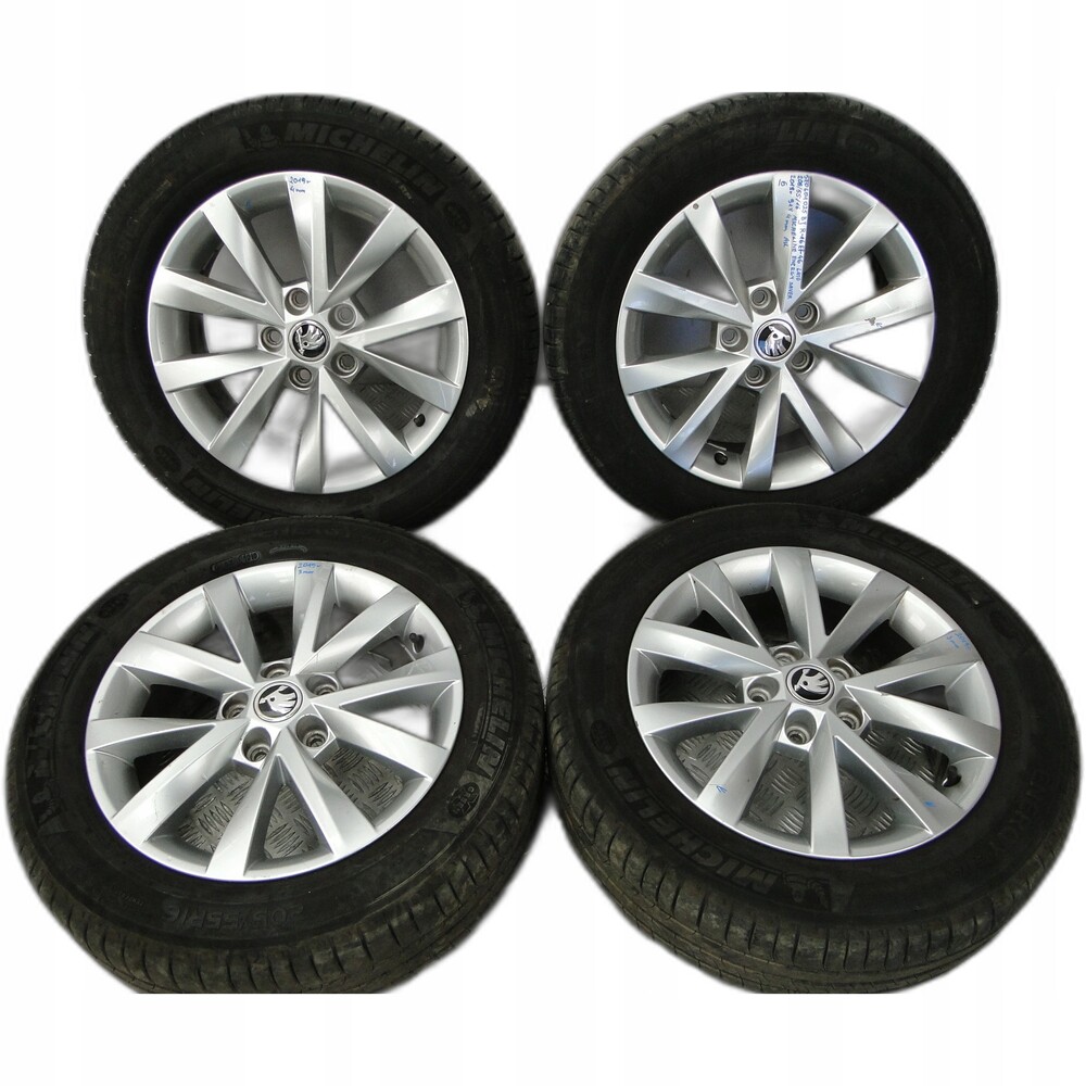 Ресейлік студенттік порно оргия Юбка астындағы әдемі