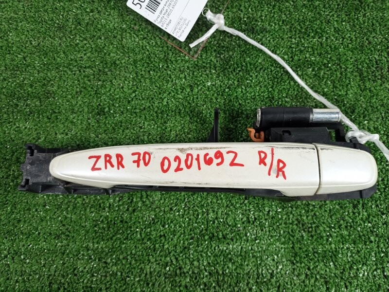 6921328010 ручка двери внешняя Toyota Noah ZRR70 2008 69213
