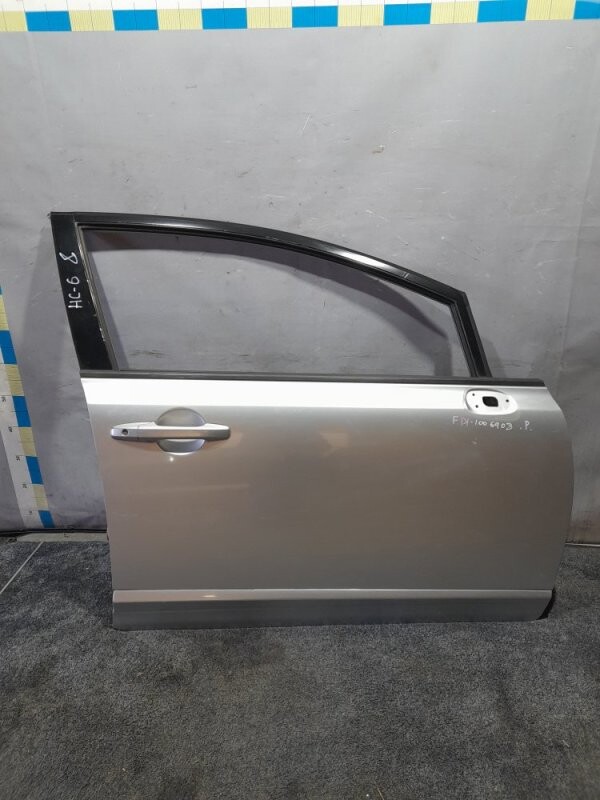 Дверь honda civic 4d