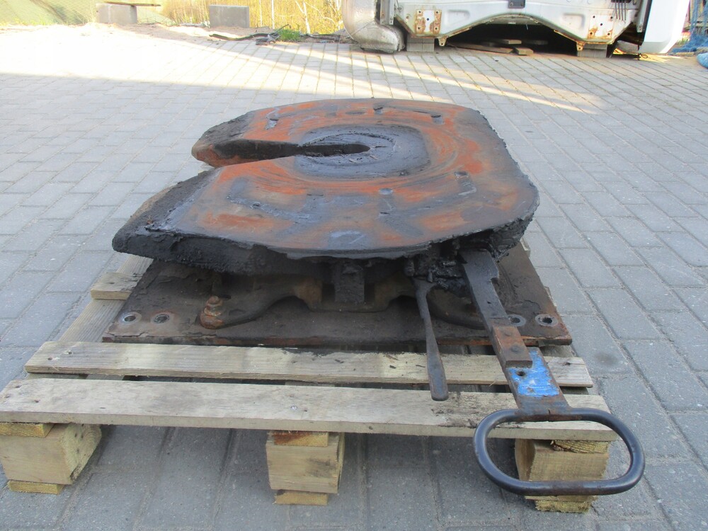 Подкова седла тягача даф 95. Ремкомплект седла даф 105. Ремкомплект седла на даф 85. Сухарь седла даф 95. Седло даф.