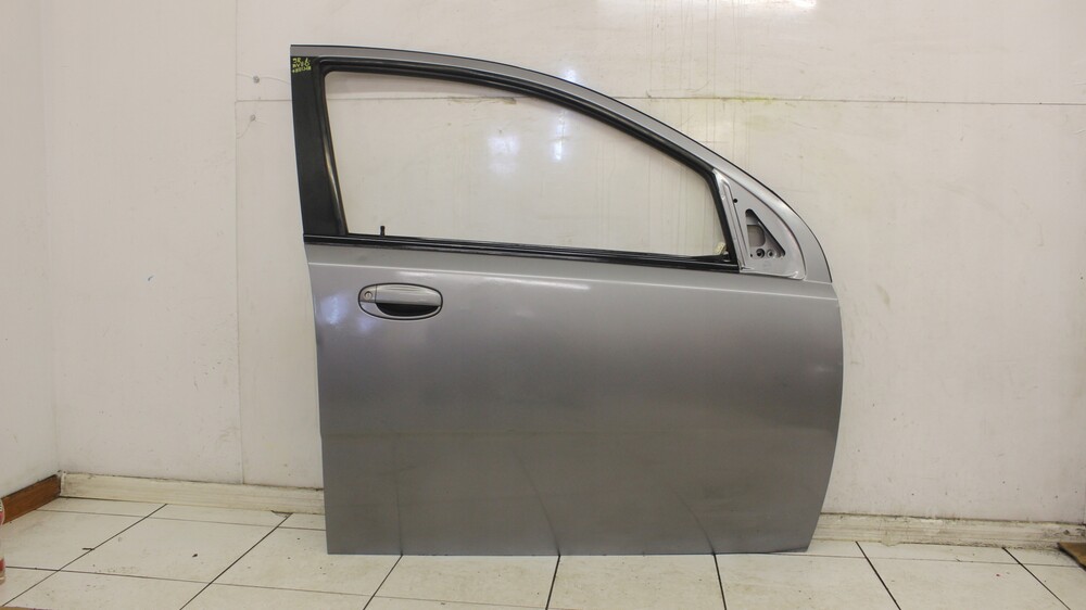 двери правые шевроле авео. Chevrolet aveo дверь. дверь передняя правая на шевроле авео т300. дверь правая передняя шевроле авео. задняя правая дверь шевроле авео седан т300.