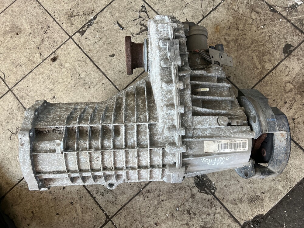 Volkswagen touareg раздатка. CVMD Touareg раздатка. Цепь раздатки Туарег 3.0 дизель. Редуктор 399sca006. Сайлентблок раздатки Туарег.
