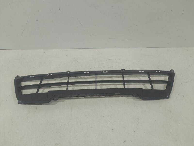 Решетка бампера 2190 granta. Решетка бампера 2190 нижняя. Решетка бампера гранта. 2191-2803057 решетка бампера. Ваз 2191 нижняя решетка бампера.