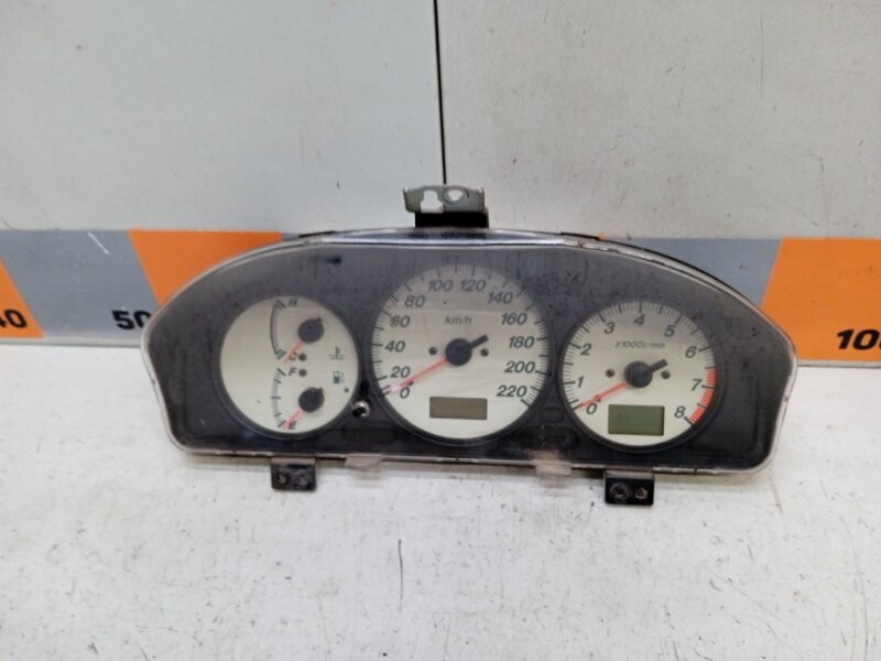 панель приборов мазда премаси