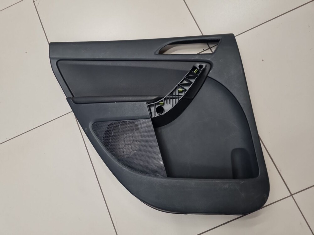 Купить Дверь Шкода Етти