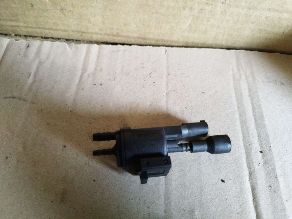 клапан обратный на топливный фильтр мерседес спринтер. вакуумный клапан управления турбиной мерседес спринтер. 7 дизель. 2 cdi регулятор давления топлива. клапан мерседес спринтер.