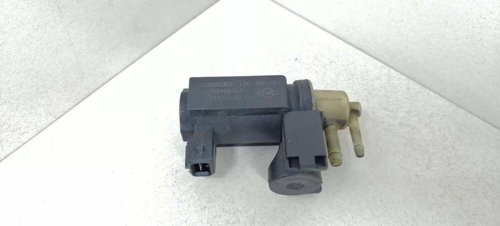 8200762162 рено за что отвечает. 7700102977 клапан рено электромагнитный. Электромагнитный клапан рено логан. Электромагнитный клапан рено. Электромагнитный клапан рено.