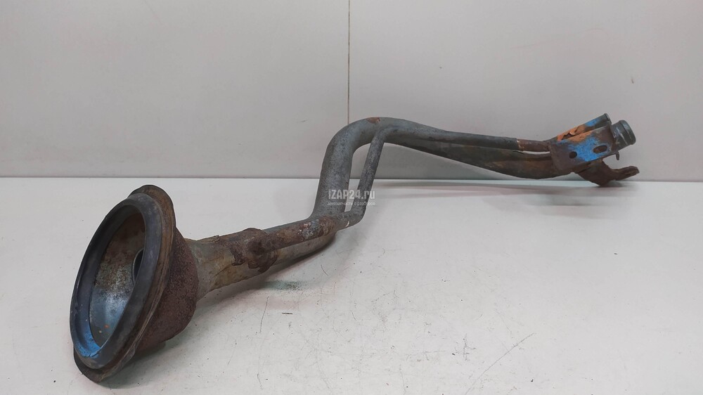 Горловина бака ниссан альмера классик. 1722195f0a. Горловина топливного бака ниссан альмера. Горловина на бензобак на ниссан санни fb15. Горловина бака ниссан альмера классик.