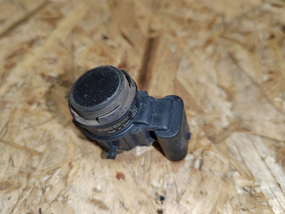 Датчик парктроника honda accord 8. Парктроник на тигуан. Датчик парктроника тигуан задний левый. Парктроник на тигуан. Верхний датчики т 4 транспортер.