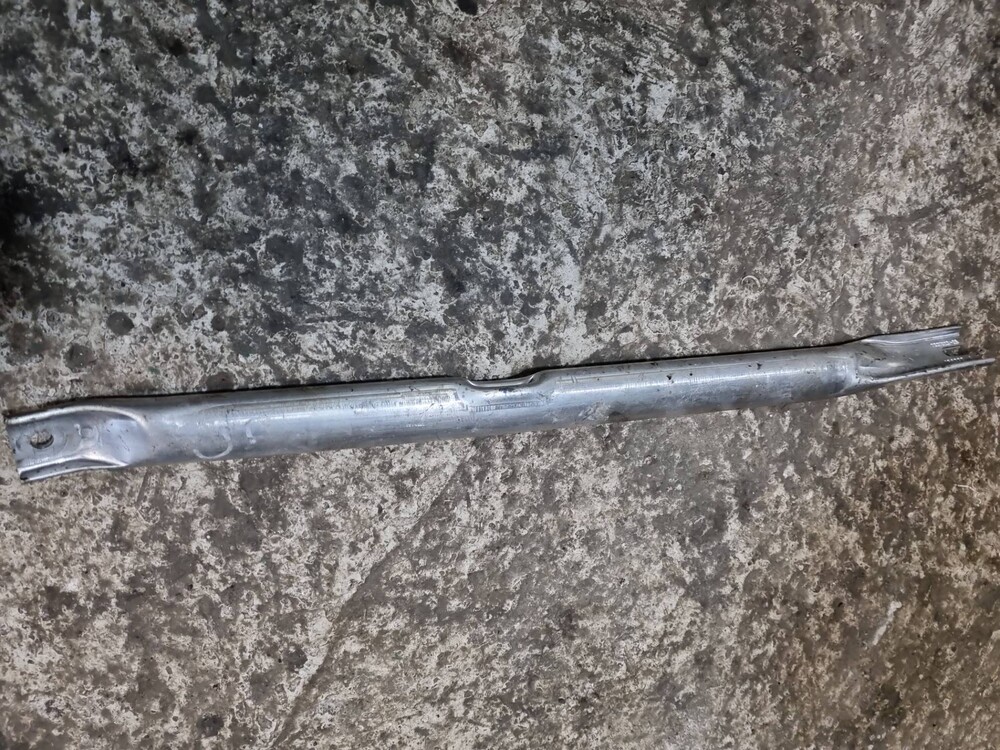 Былғары юбкадағы аққұбалар порно