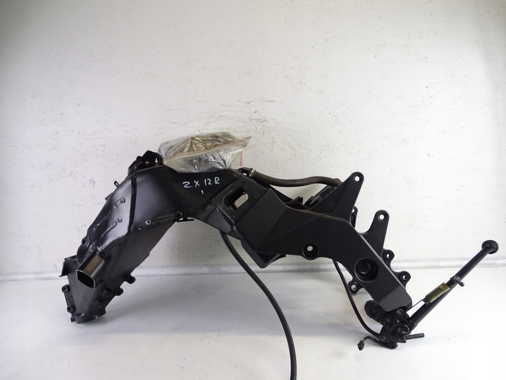 1000539 kawasaki zx - 12r zx - 12 r zx12r zx12 00 - 06 рама