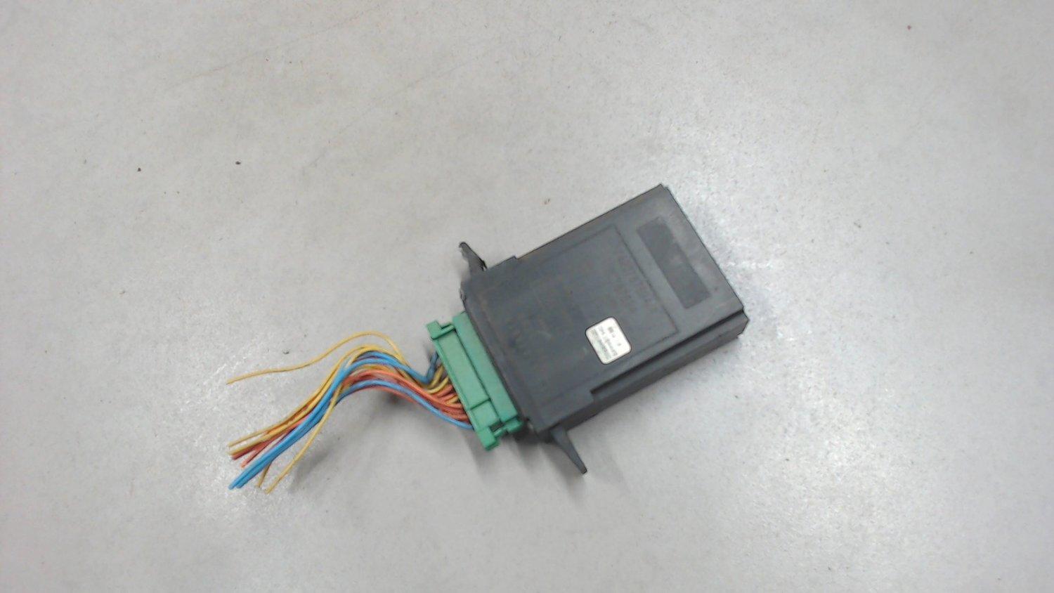 блок управления центральным замком вольво фш 13. блок управления иммобилайзером рено каптур. центральный замок рено премиум dxi. блок управления центральным замком рено. блок управления центральным замком рено.