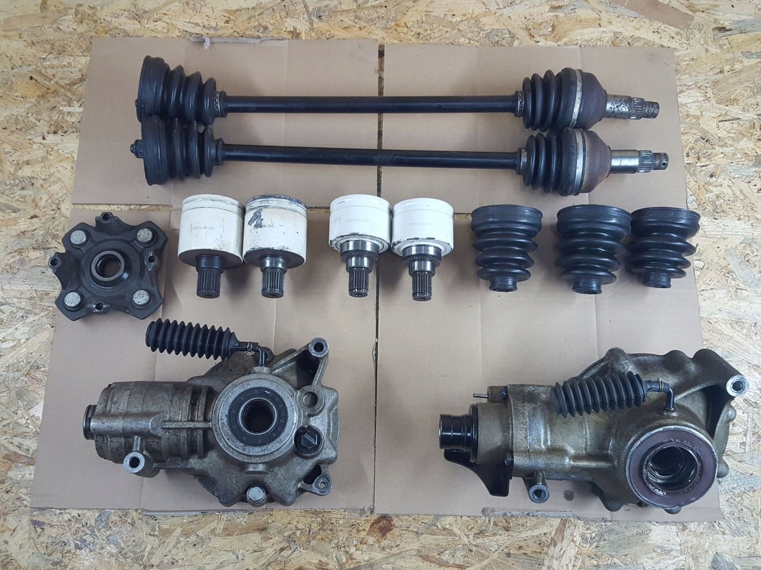 шарнир моста. катковые опоры для мостов. шарнир для металлоконструкций. шарнир 1520-2308024-20 (мтз-1221). колёсные редуктора независимой подвески.