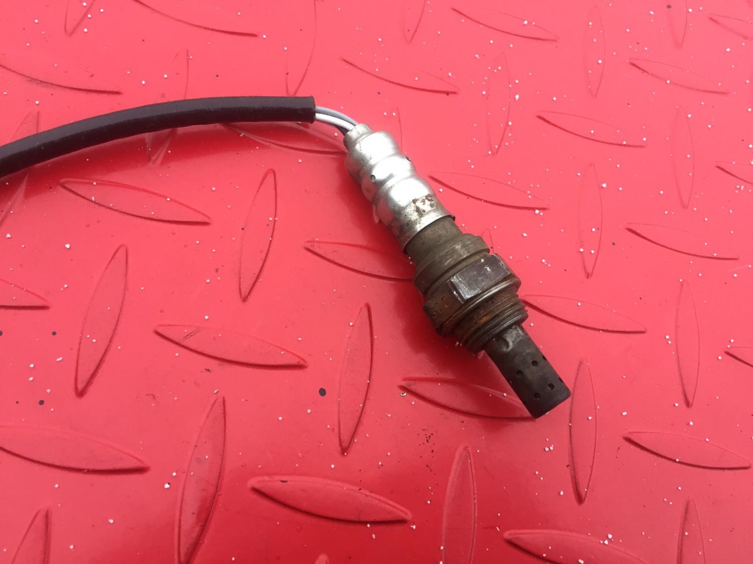 Кислородный датчик 04q24-4752. JAPANPARTS oot04 лямбда-зонд. Обманка лямбда зонда Honda cbr600f4i. Максимальный и минимальный ток кислородного датчика на Хонде.
