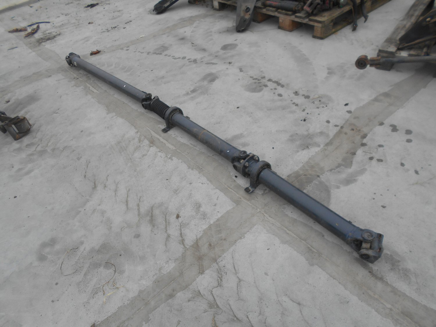 кардан ивеко еврокарго 120. кардан iveco daily. карданный вал ивеко. карданный вал iveco trakker 2. вал карданный iveco tracker 755ьь.