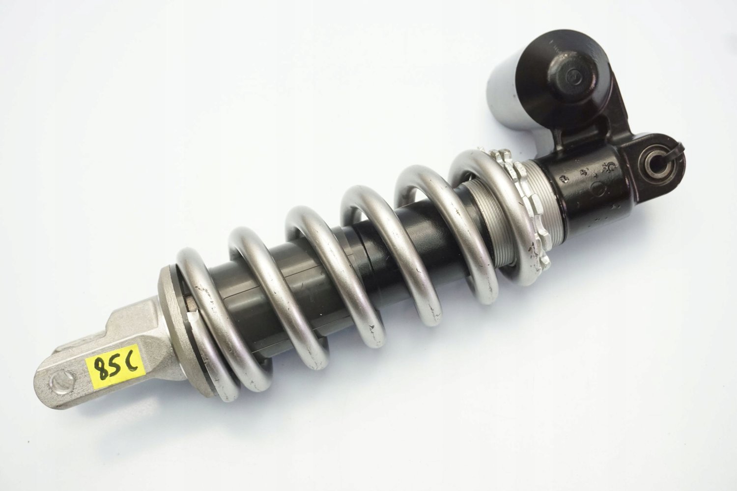 газомаслянные амортизаторы. задние амортизаторы джип вранглер. задний амортизатор 390 мм. амортизаторы 18. задний амортизатор хонда дио 34.