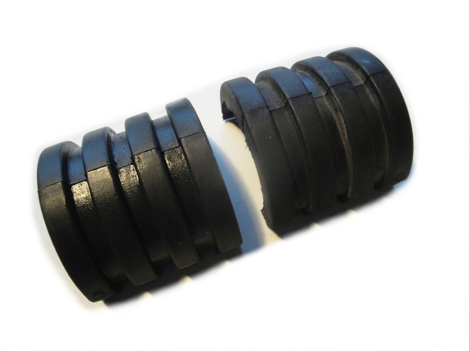 Резинка под бак. 541121-1101115 прокладка хомута топливного бака (узкая). Резинка под бак. Даф 105 резиновые ленты на топливный бак. Прокладка хомута топливного бака 541121-1101115 камаз,.