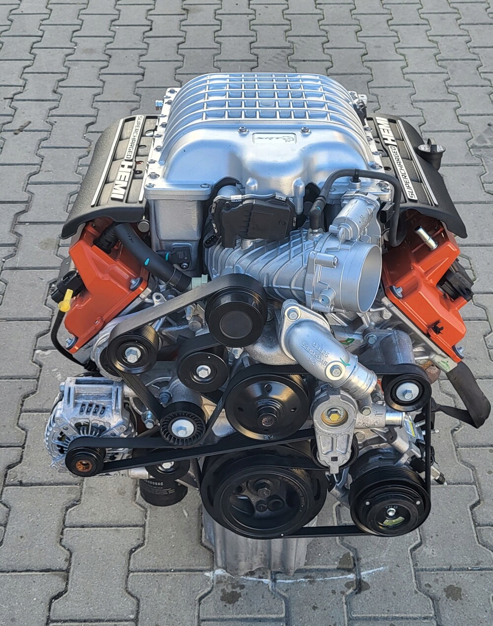 Додж караван с двигателем на 2.4