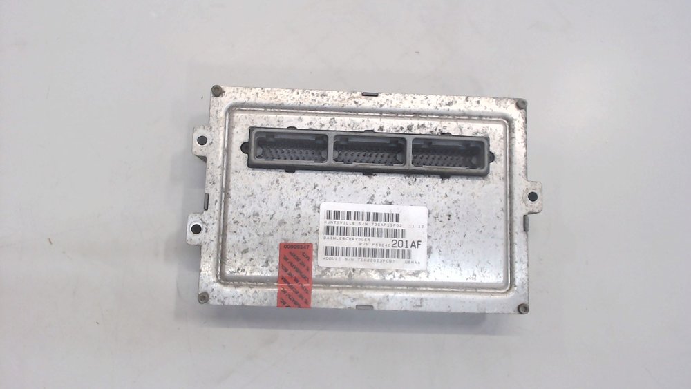 4. Блок комфорта dodge caravan 2. 7 блок рсм. Блок управления двигателем додж. Блок управления двигателем додж.