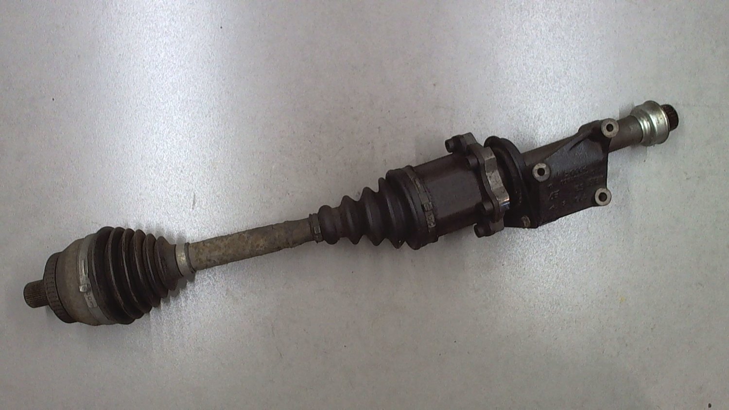 Пыльник полуоси фольксваген жук. Сальник привода шаран 1. Привод шаран. Привод шаран. Привод шаран.