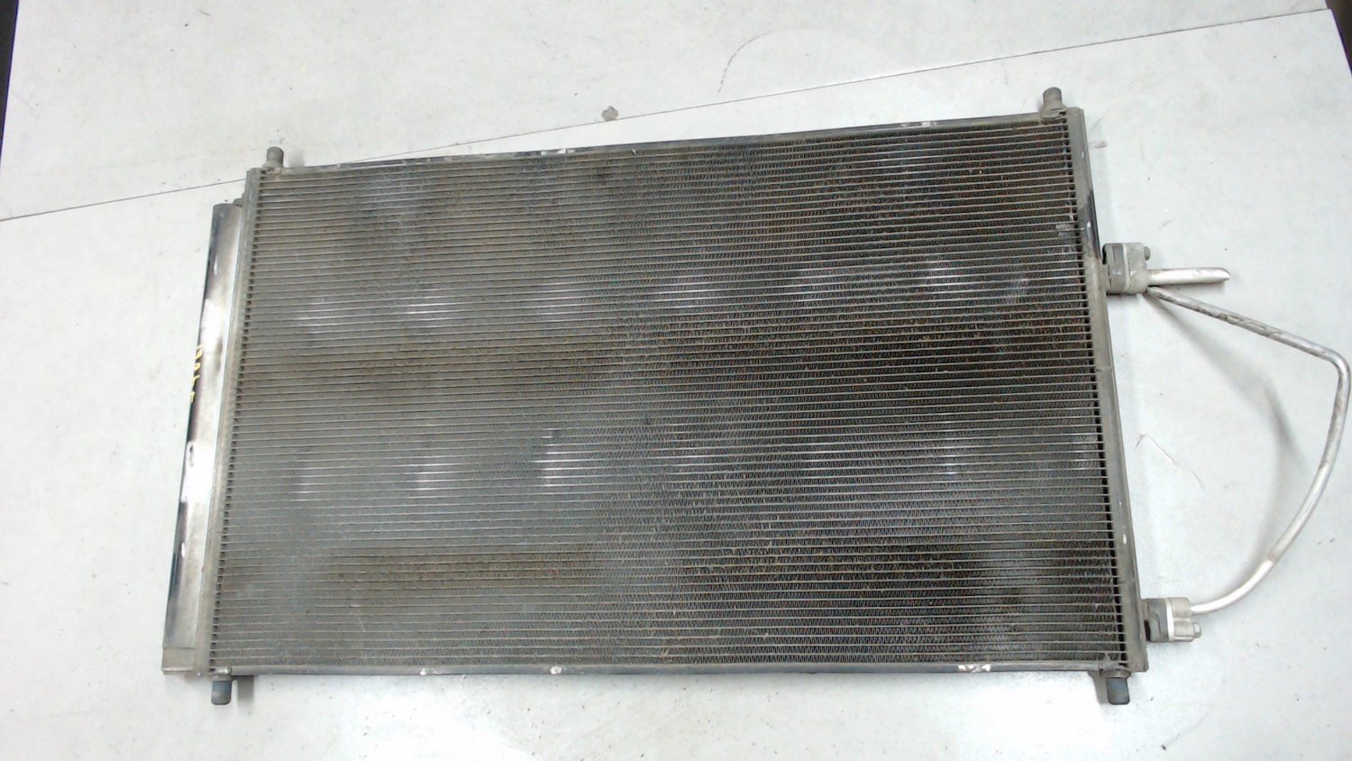 Радиатор тойота рав 4 2001. Радиатор рав 4 2007. Радиатор кондиционера тойота рав 4. Радиатор тойота рав 4 2,4 2008. Радиатор рав 4 2007.