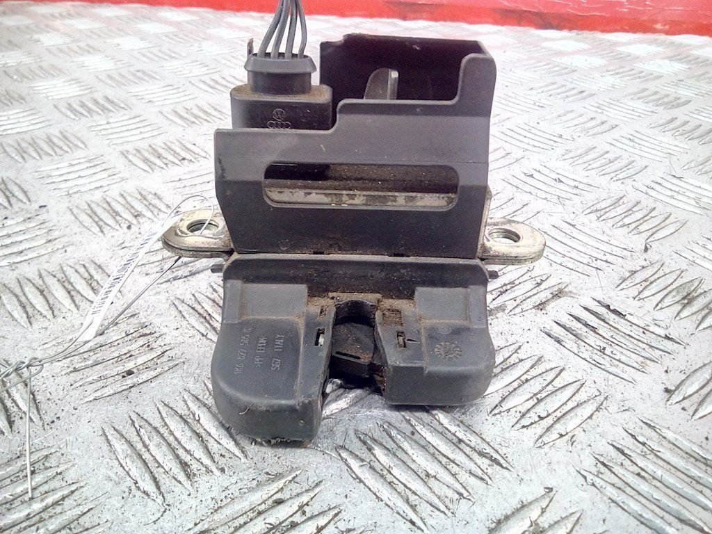 пассат универсал багажник замок