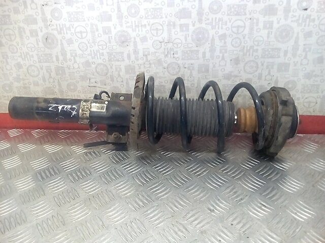 Купить Стойки Шкода Фабия 1