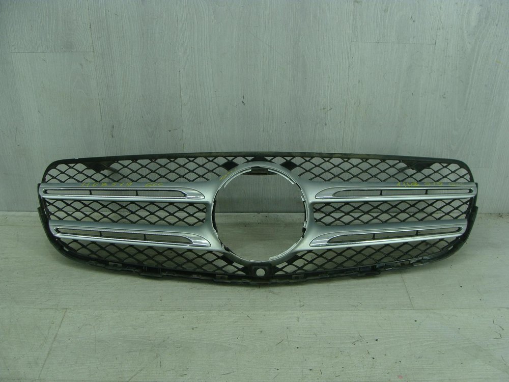 Решетка радиатора glc x253. Решетка радиатора мерседес glc купе. Решетка радиатора glc. Glc решетка amg. Решетка мерседес.