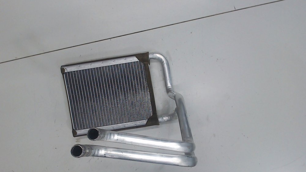 Радиатор i20. 253102v450. Dc971381r000. Радиатор на печку hyundai. Радиатор кондиционера hyundai i20.