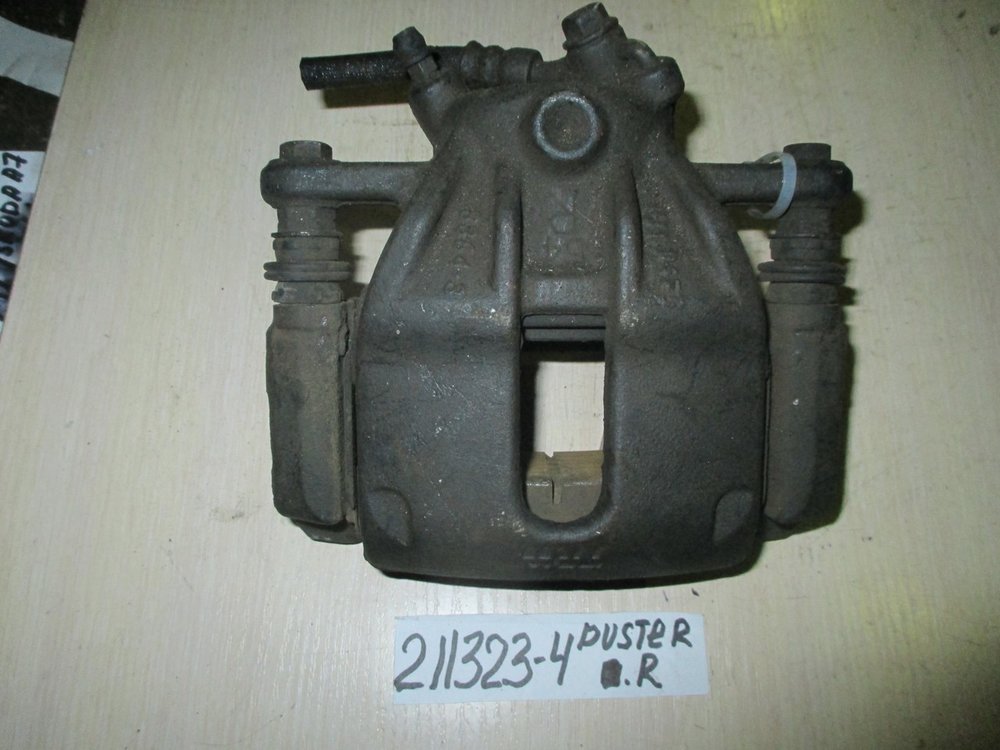 Суппорт дастер. Суппорт рено дастер. Суппорт передний рено дастер 2. Скоба переднего суппорта дастер 2. Суппорт дастер.