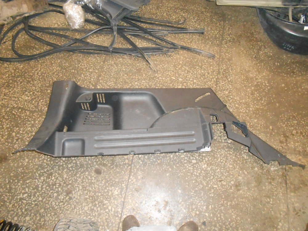 Nissan x trail обшивка багажника.