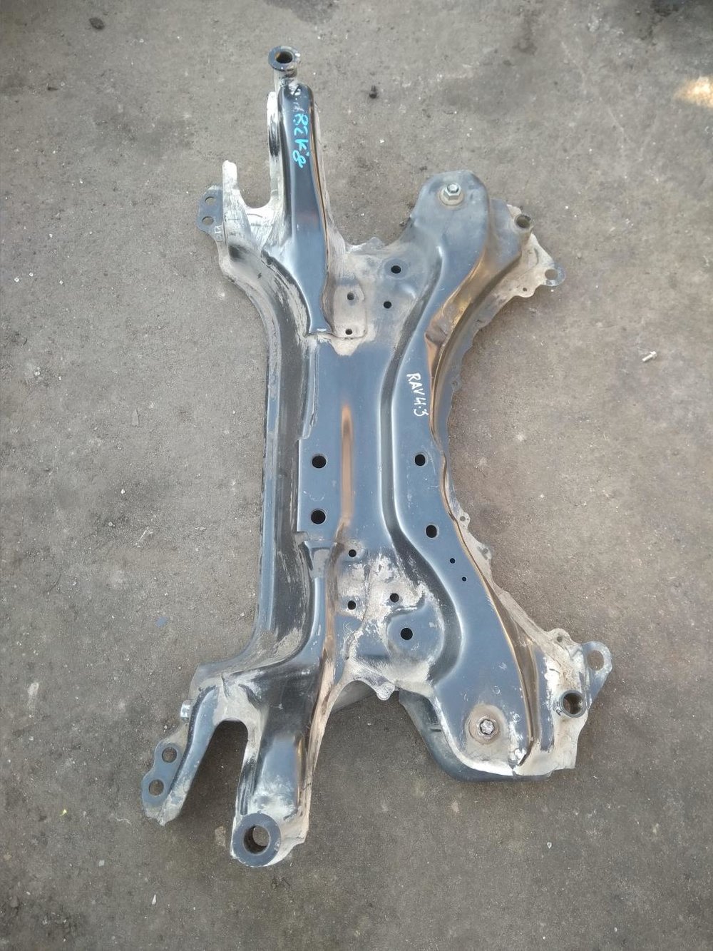 подрамник передний тойота рав 4. подрамник toyota rav 4 2013. подрамник тойота рав 4. подрамник toyota rav 4 задний подрамник. подрамник тойота рав 4 2001-2005.