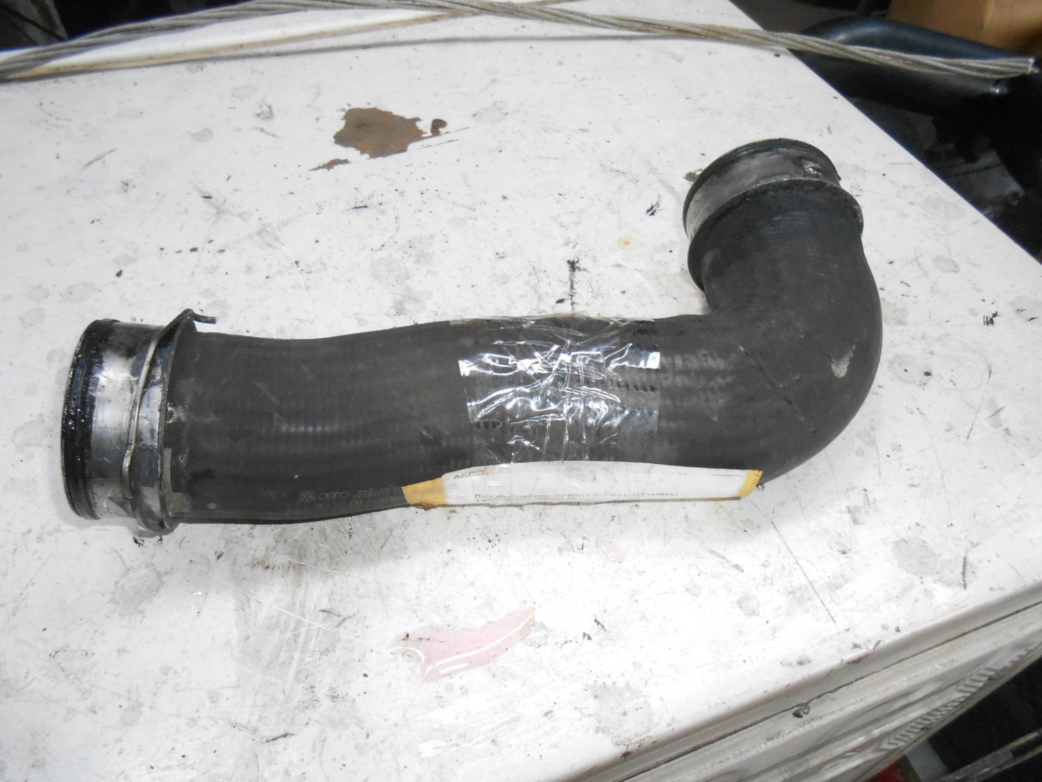 9 tdi патрубок турбины. Vw 1. 3c0145828k диаметр. 9 tdi. 1k0 129 654 ap металлический.