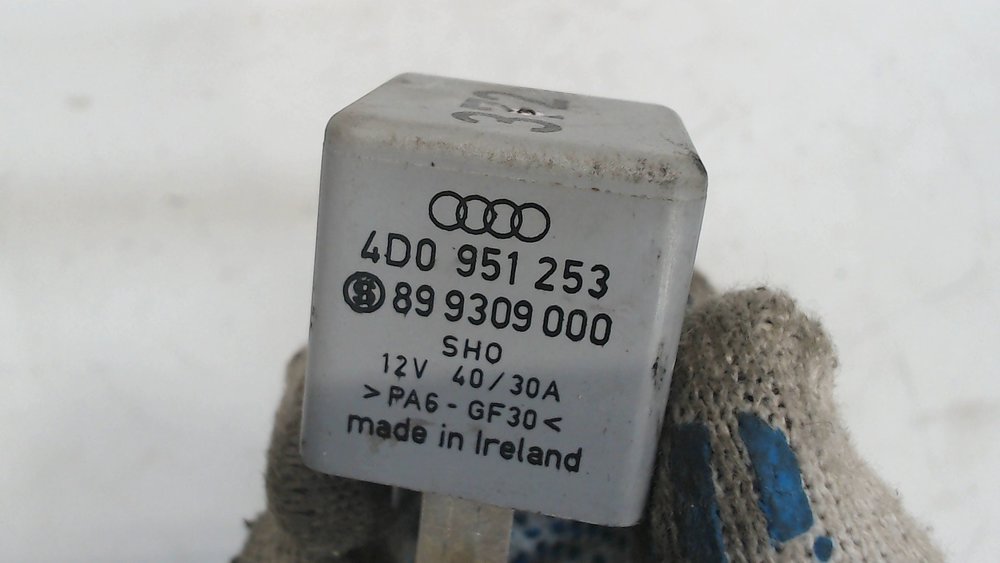 Ауди а6 с5 реле стартера 4D0951253 Реле прочее Audi A4 (B5) 1994-2000 2000 купить бу Z4199094 - iZAP24