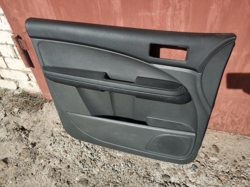 Мицубиси аткфж 2013 левая дверь передняя. Колонка в водительской двери форд галакси 2010. Обшивка двери ford s max 1679682. Разбор двери форд фокус 2. Дверь ford c max.