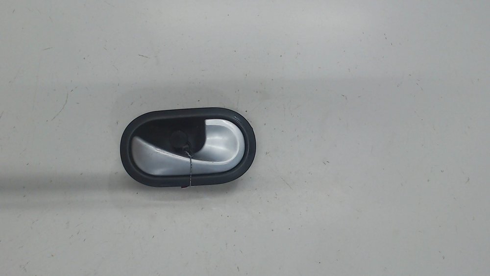 Ручки на заднюю дверь рено. Ручки на заднюю дверь рено. Ручки дверные рено логан 1. Ручки на заднюю дверь рено. Ручки на заднюю дверь рено.