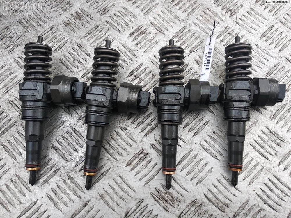 Форсунка j11. 295700-0560 форсунка. Форсунки k4j. 1213489 форсунка топливная. Форсунка 186f l100.